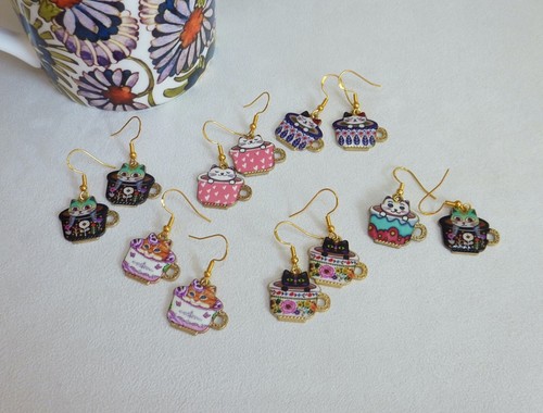 Boucles oreilles chat - d'oreilles, dans