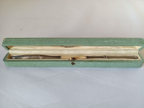 Porte plume argent - ,