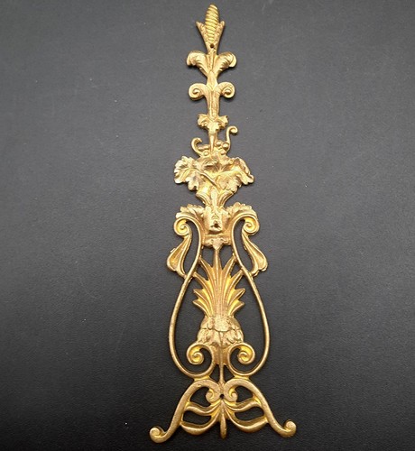 Ancien fronton bronze - en,