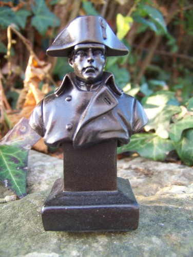 Re0093 figurine statuette - figurine,