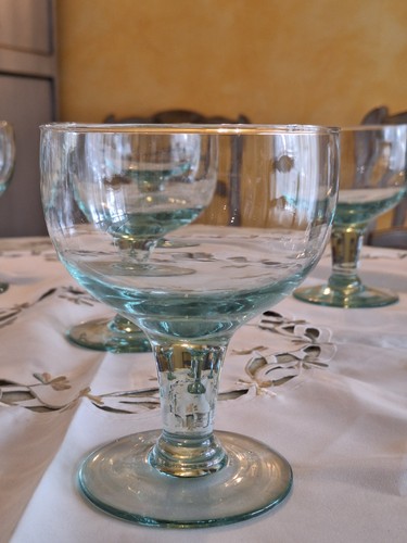Huit grandes coupes glace - coupes,