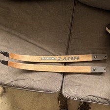 Hoyt Traditional Recurve Bow