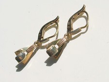 BELLES BOUCLES D'OREILLES