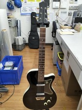 Guitare électrique DANELECTRO 56