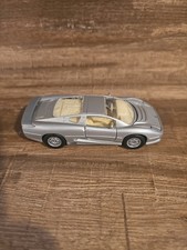 Welly Jaguar Xj 220 #9051 W/