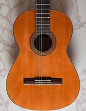 Classical Guitar ARIA AC25 Spruce Body Rosewood Neck Hard Case