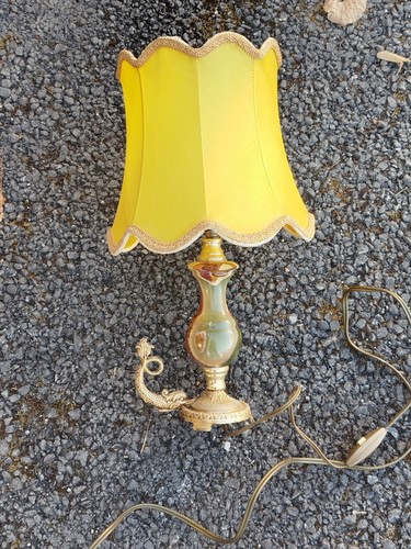 Lampe table câblée - table,
