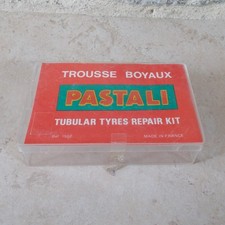 Ancienne Boite Trousse Boyaux kit réparation PASTALI France rouge