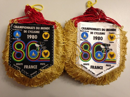 Fanion championnat monde - du,