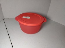NEW Tupperware Crystalwave 8