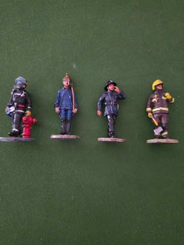 Lot figurines pompiers - 4,