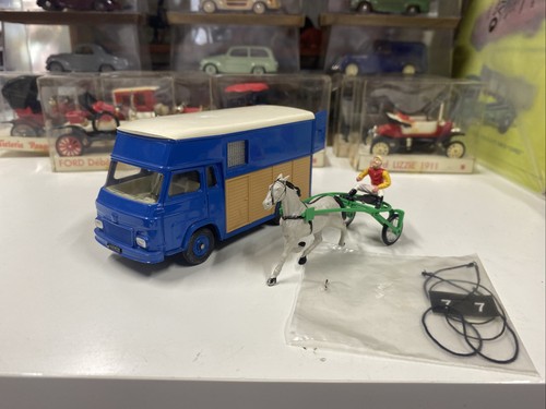 Dinky toys france 571 saviem - dinky,