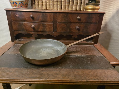 Ancienne poêle cuivre - en,