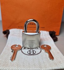 Cadenas Hermès argenté GM neuf/ Hermès BIG  SIZ lock for Kelly & Birkin bag