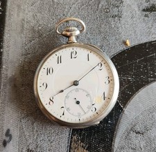  HORLOGERIE 1 Jolie Montre A