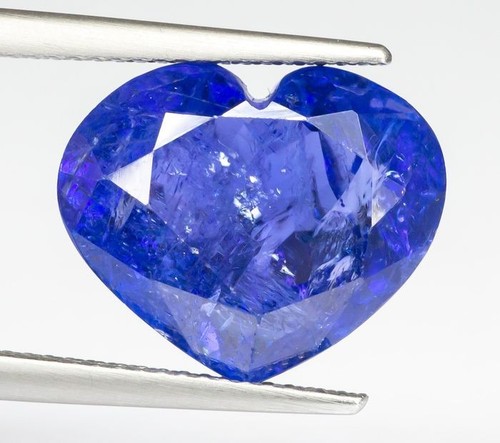 Natural tanzanite heart 89 - heart, 8.89