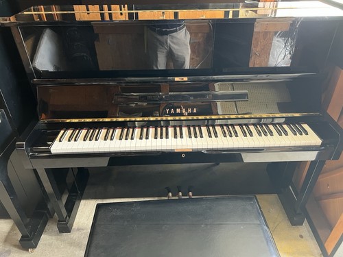 Yamaha upright piano - u1,
