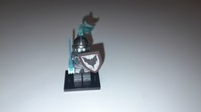 LEGO  MINIFIGURE  CHEVALIER