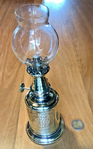 Lampe pigeon ancienne - lampe, ancienne"