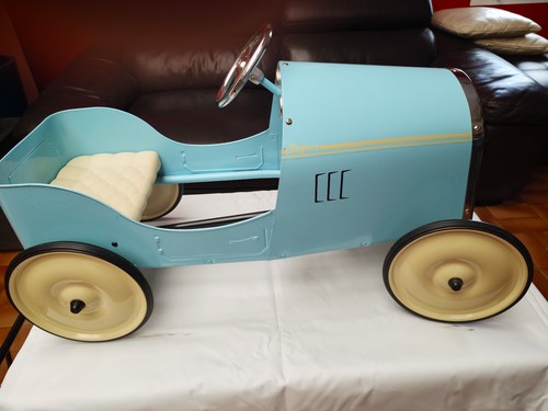 Voiture pédales - voiture,