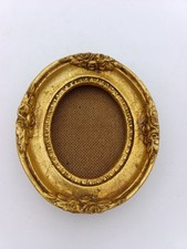 Cadre ancien ovale doré bois