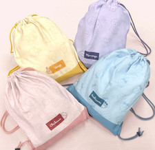 Ensemble officiel de 4 pièces