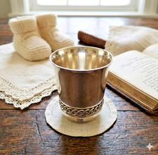 👉 French Egg Cup Louis XVI