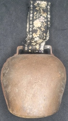 Ancienne cloche vache - 🛎,