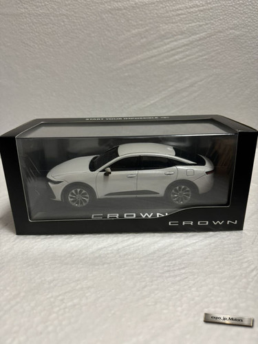 Modèle toyota crown crossover - crown,