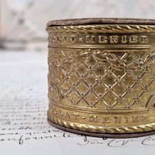 Boite "Rond de serviette" publicitaire chocolat Menier