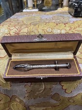 ancienne pince a sucre dans