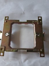 1 support /grille à griffes