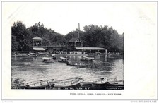 USA - NEW YORK - Boat house, central park