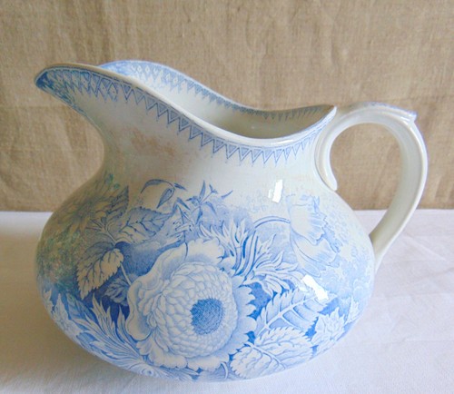 Ancien broc toilette - ancien, a