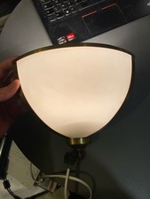 applique d’angle opaline et