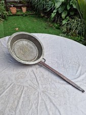 Ancienne Poêle En Fer Forgé