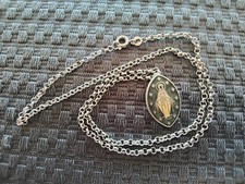 Collier Chaine + Médaille