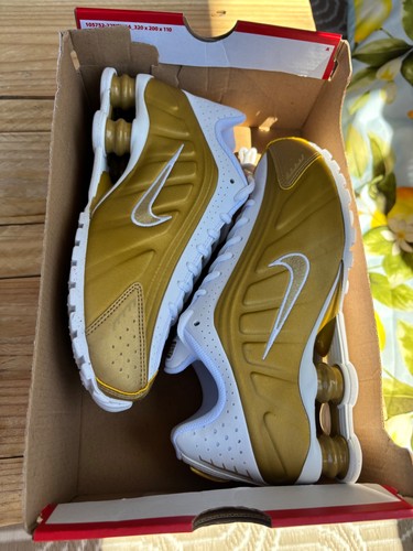 Nike shox metallic gold - shox,