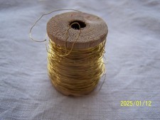 Ancienne bobine en bois de fil