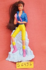 Poupée S649 :  mini Barbie