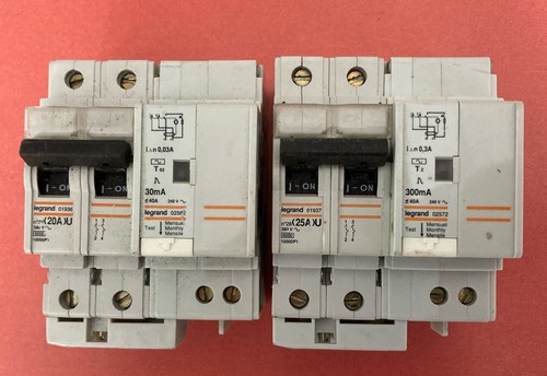 Lot disjoncteur interrupteur - 2,