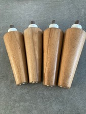 jeu de pieds bois clair pour