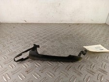 Poignee porte avant gauche