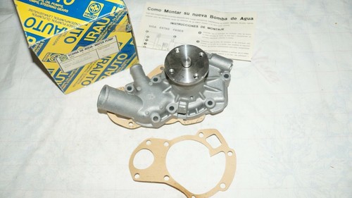 Pompe eau neuve époque - pompe, d'époque