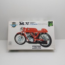1/9 Protar 11125 maquette moto