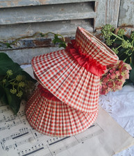 2 ANCIENS ABAT JOUR VINTAGE VICHY A CARREAUX ROUGE ET BLANC RUBAN PLASTIQUE