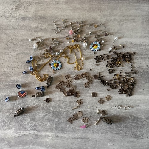 Lot bijoux débris fond de - lot, et