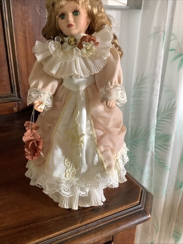 Poupée porcelaine cm - porcelaine,