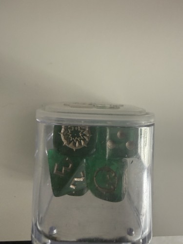 Blood bowl amazon team dice - bowl,