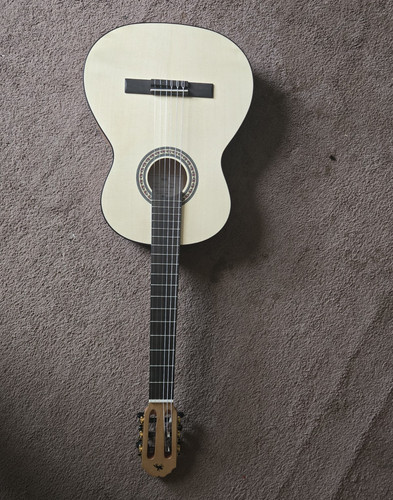 String flamenco guitar - 6-string,